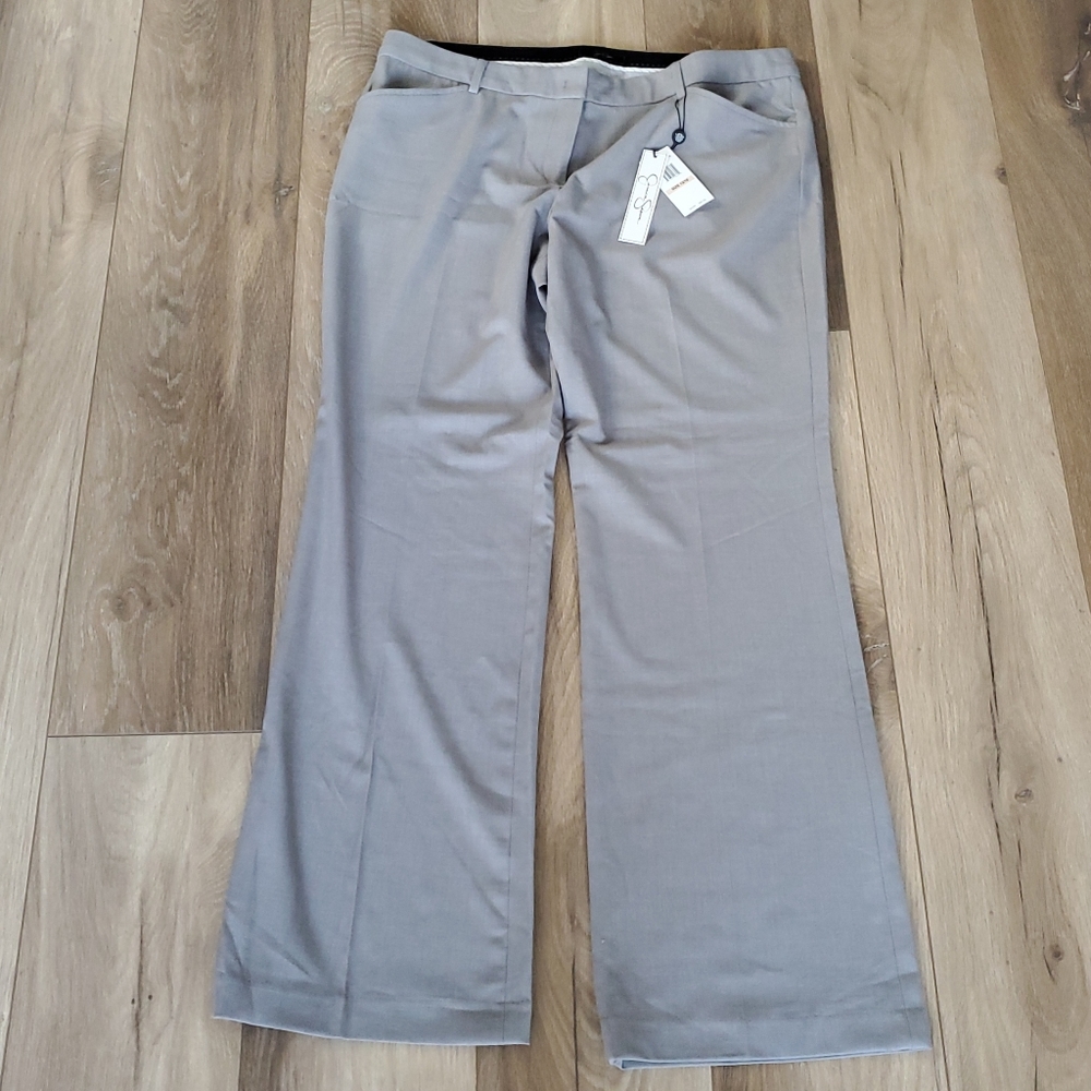NWT Jessica Simpson bootleg trousers/dress pants, size 15/16, light grey